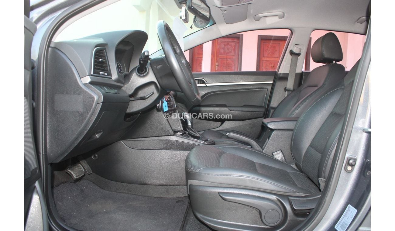 Hyundai Avante Hyundai Avante 2018 imported papers from Korea customs, in excellent condition, without accidents, v