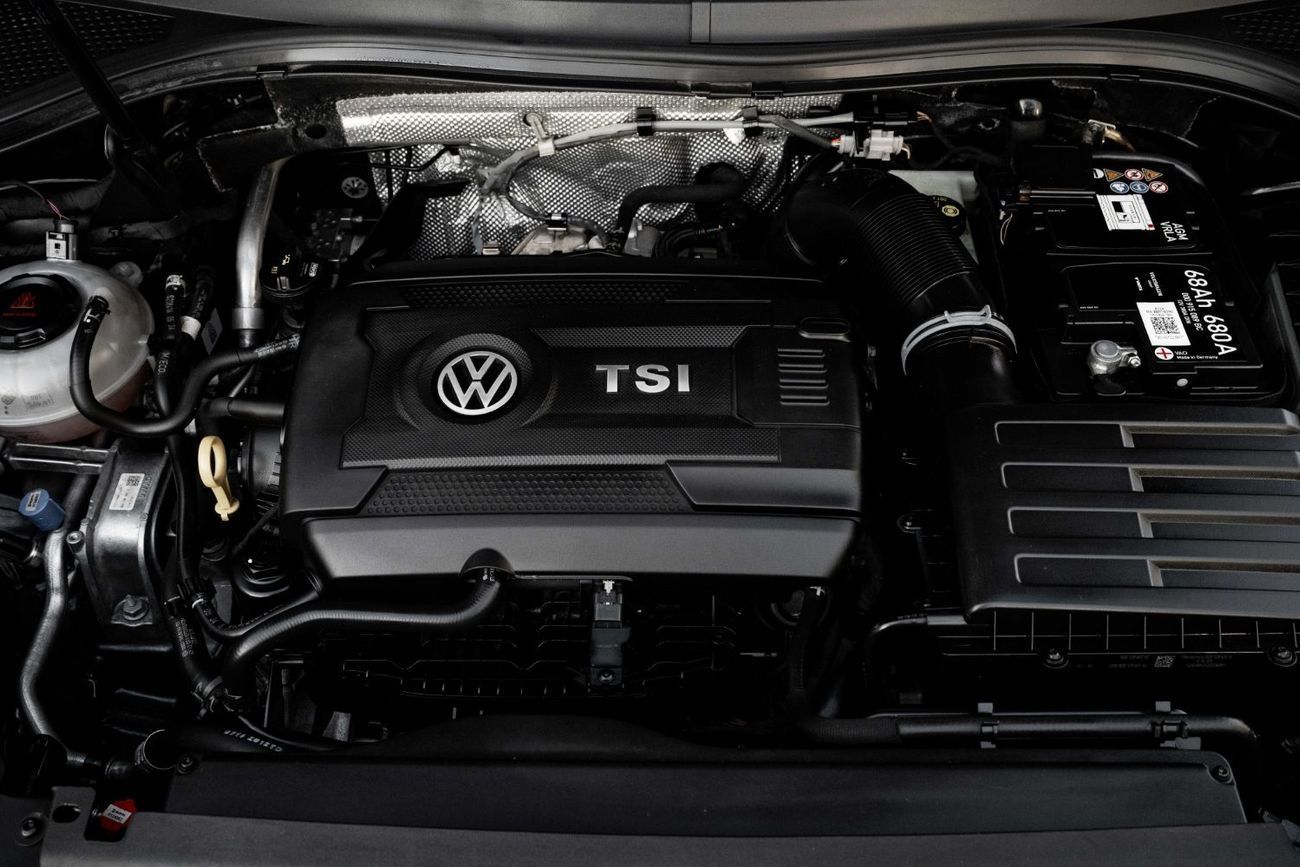 Volkswagen Tiguan R-Line | 1,821 P.M | 0% Downpayment | Agency Serviced!