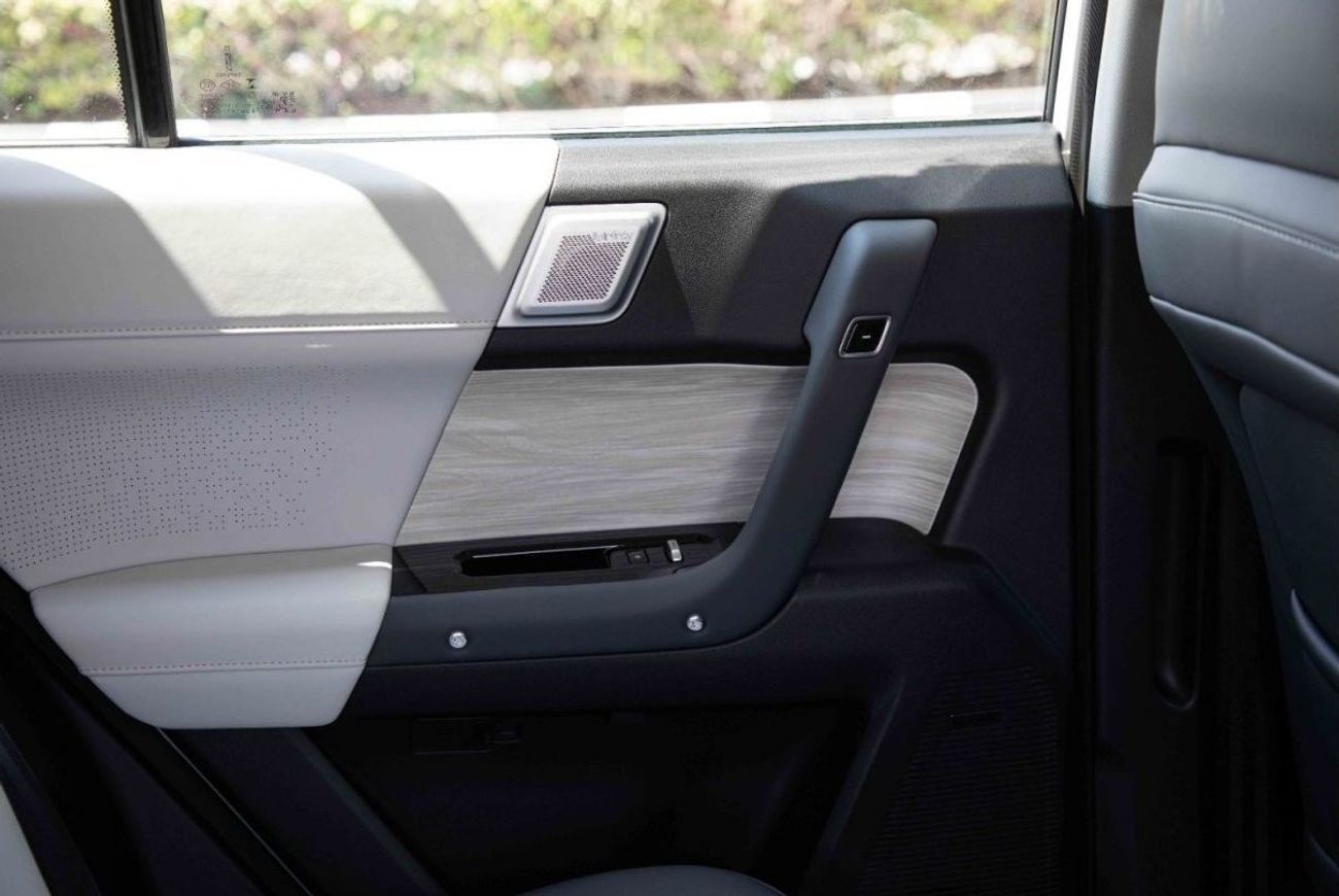 شيري iCar 03 2024 ICAR EQ3 V3 High Performance 4WD - White inside White | Export price