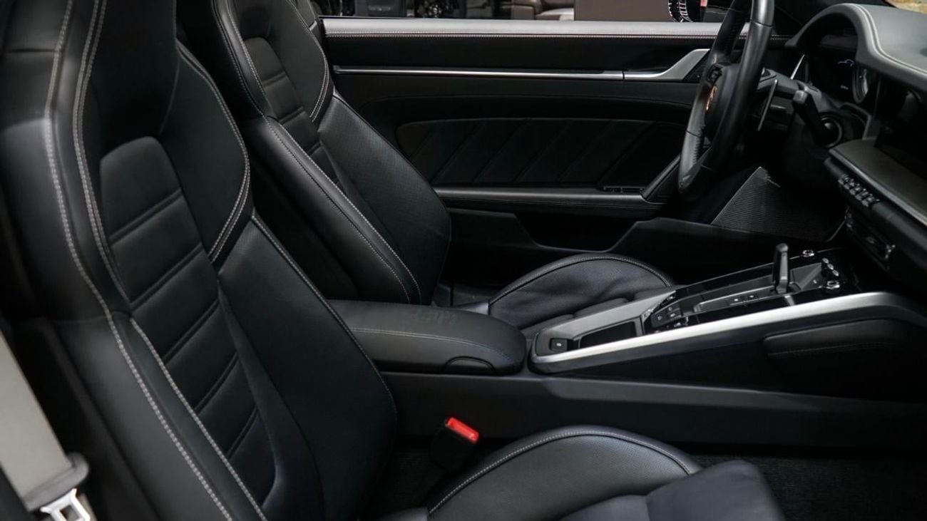 بورش 911 Turbo S 3.8L (640 HP) Coupe