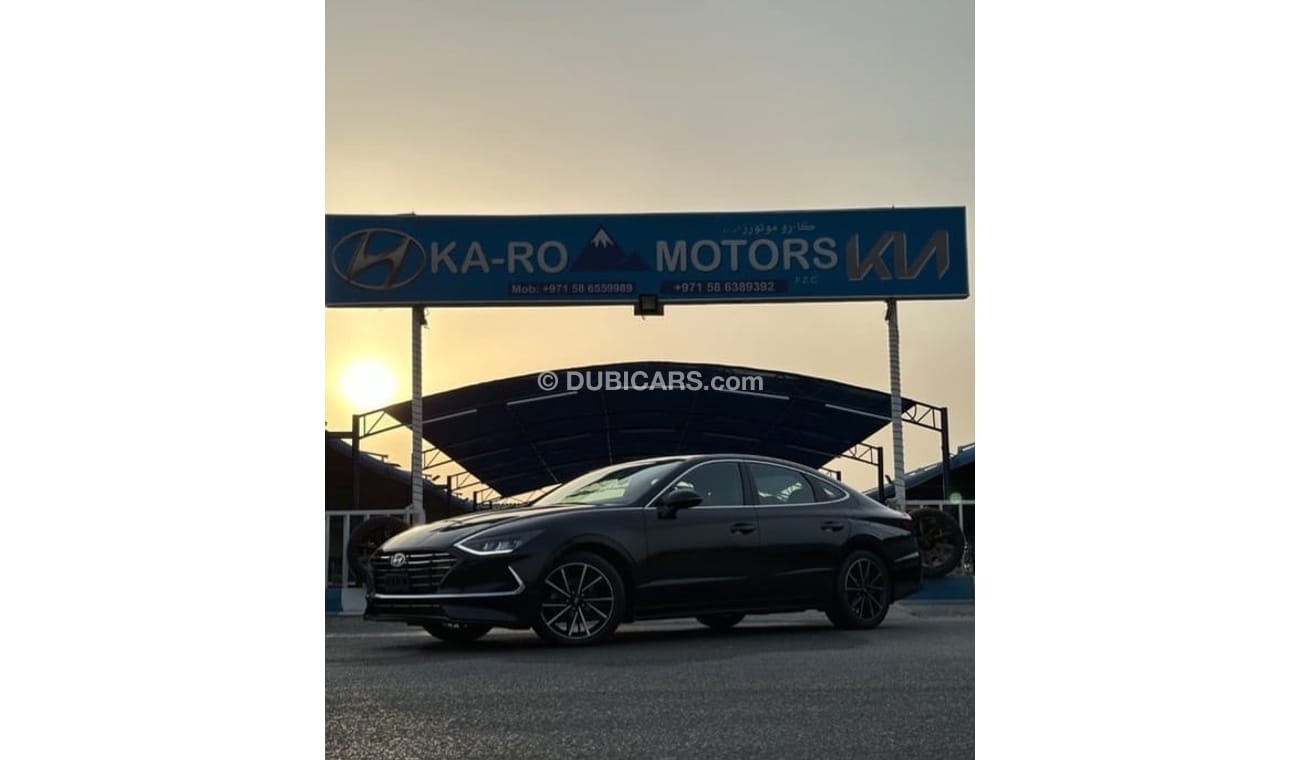 هيونداي سوناتا السيارة جيدة جدا ونظيفة