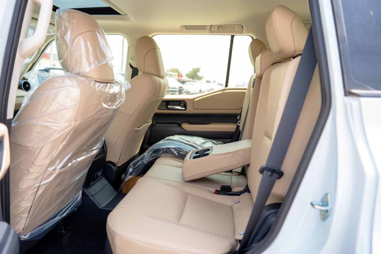 تويوتا برادو Toyota Prado 2024 2.4L Petrol 7 Seats