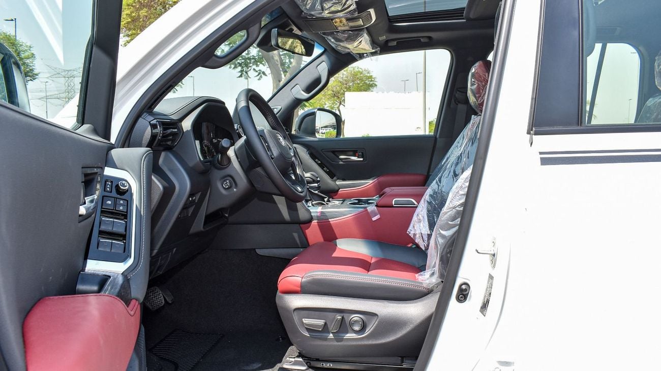 تويوتا لاند كروزر بيك آب ECTAGR012 – 2025 Toyota LC300 GR Sport - 3.3L Diesel Auto - White