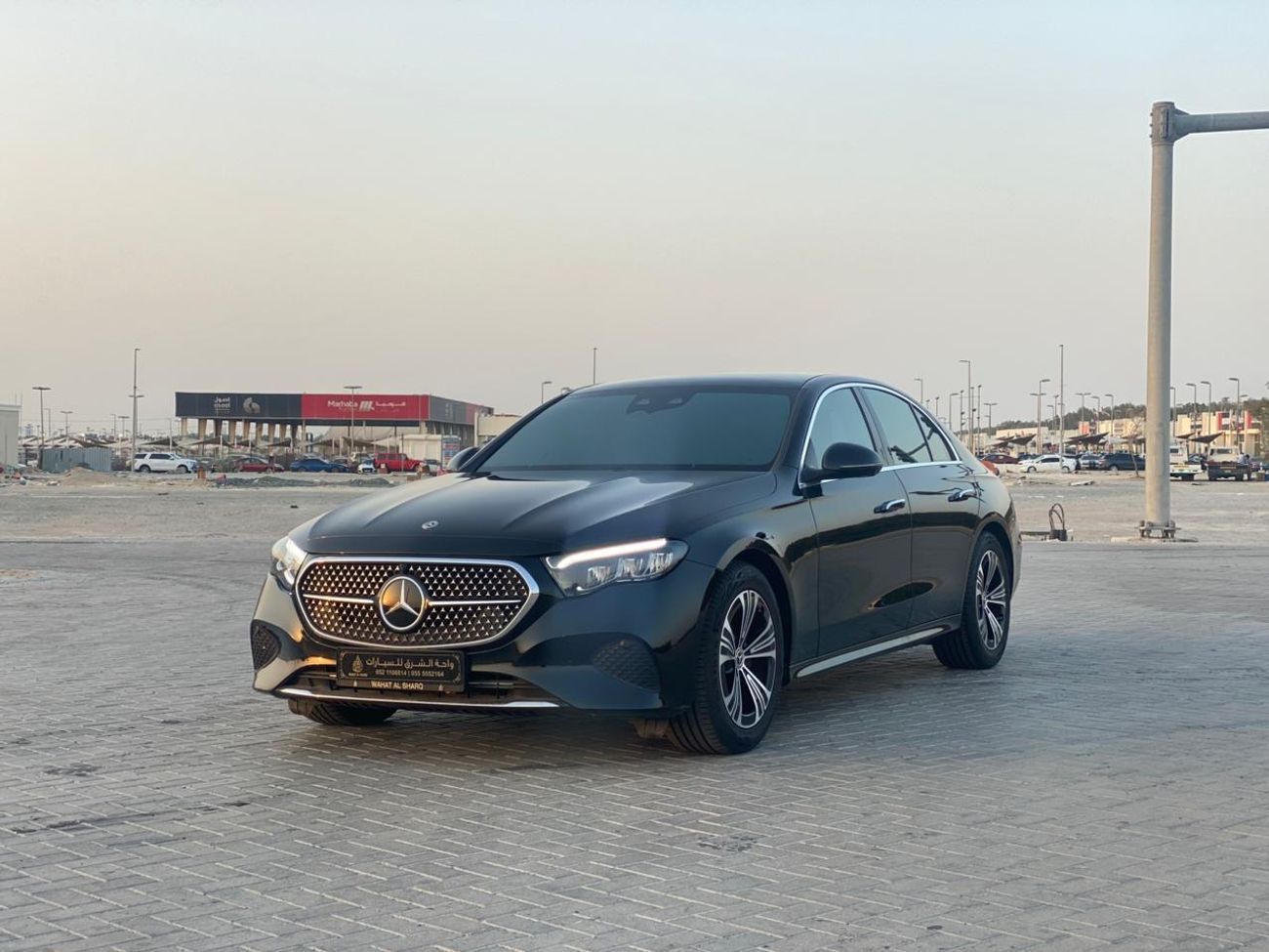 Mercedes-Benz E200 2.0L