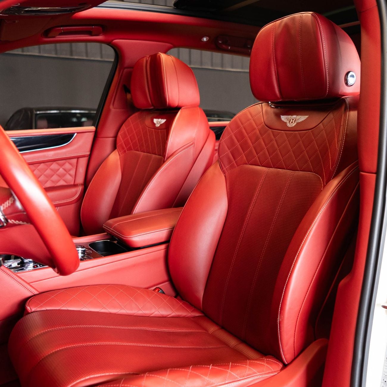بنتلي بينتايجا AED 4,994 P.M • 0% Downpayment •  Bentley Bentayga W12 • 1 Year Warranty