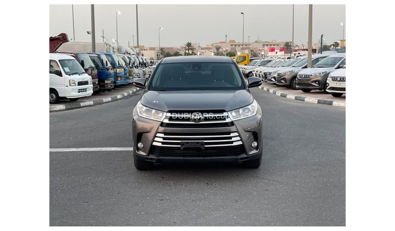 Toyota Highlander 2019 TOYOTA HIGHLANDER LE 4x4 IMPORTED FROM USA