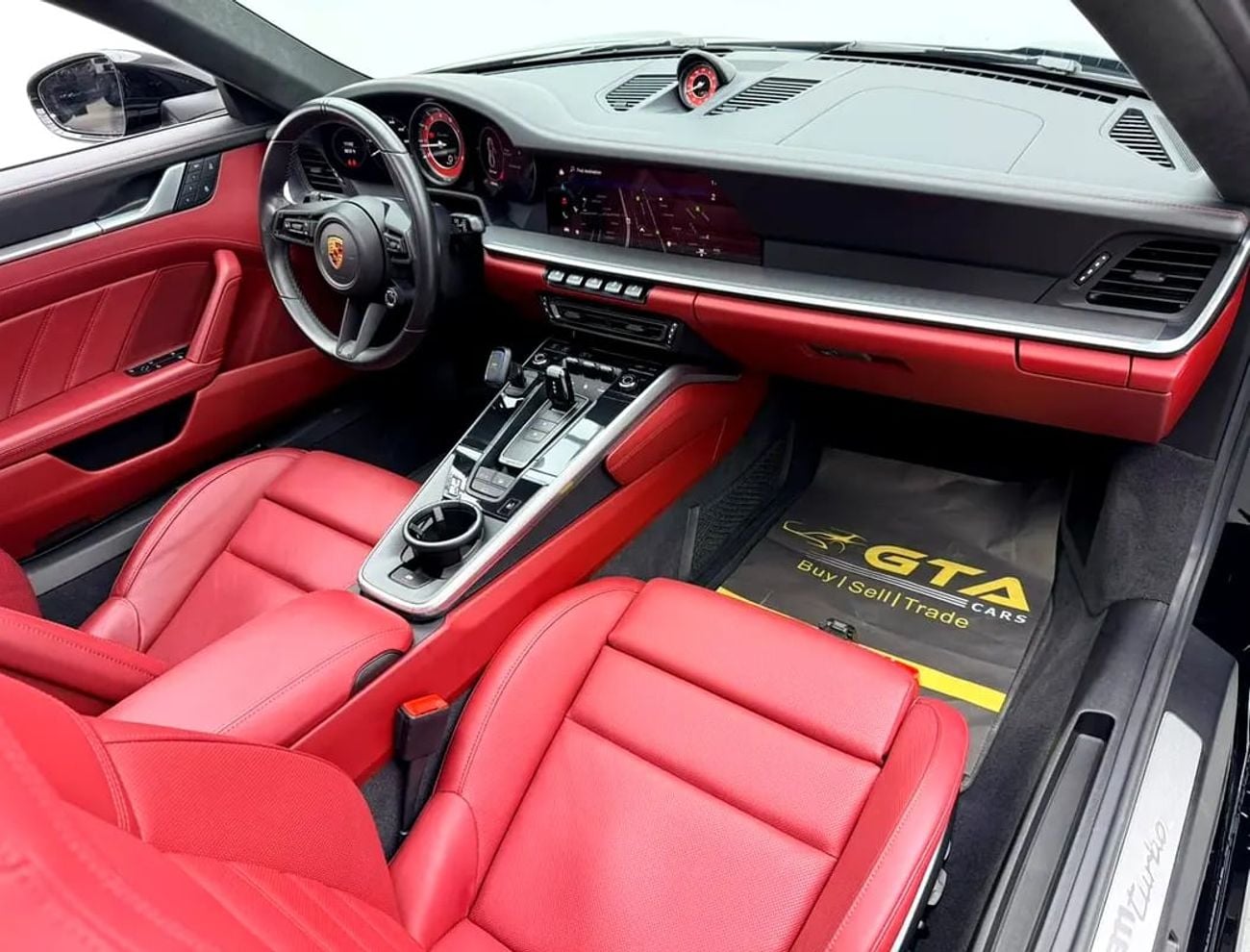 بورش 911 تربو Turbo, Warranty, Full Service History, Very Low Km, GCC