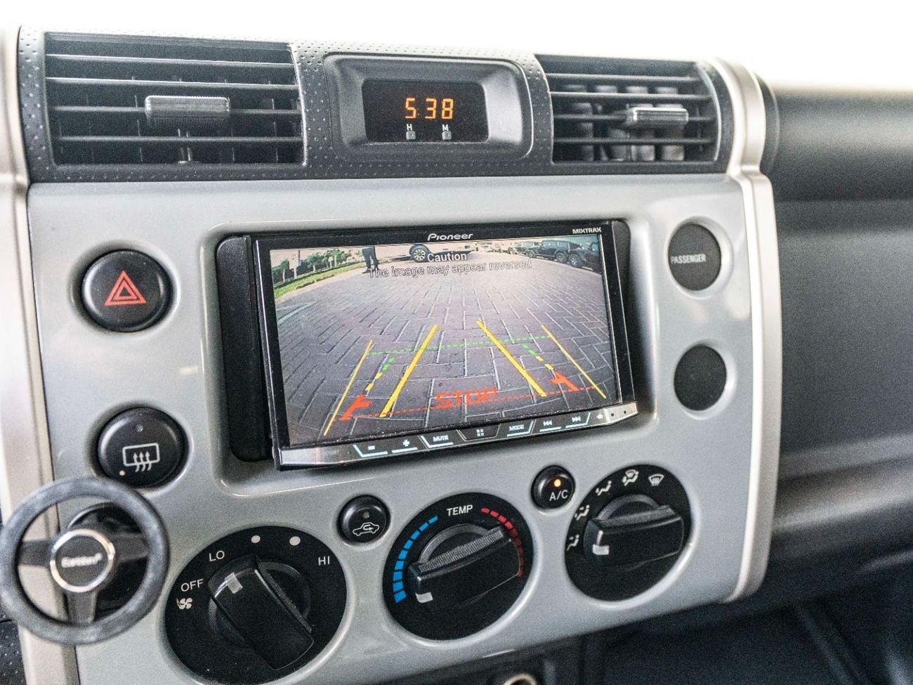 Toyota FJ Cruiser GXR 4.0L A/T