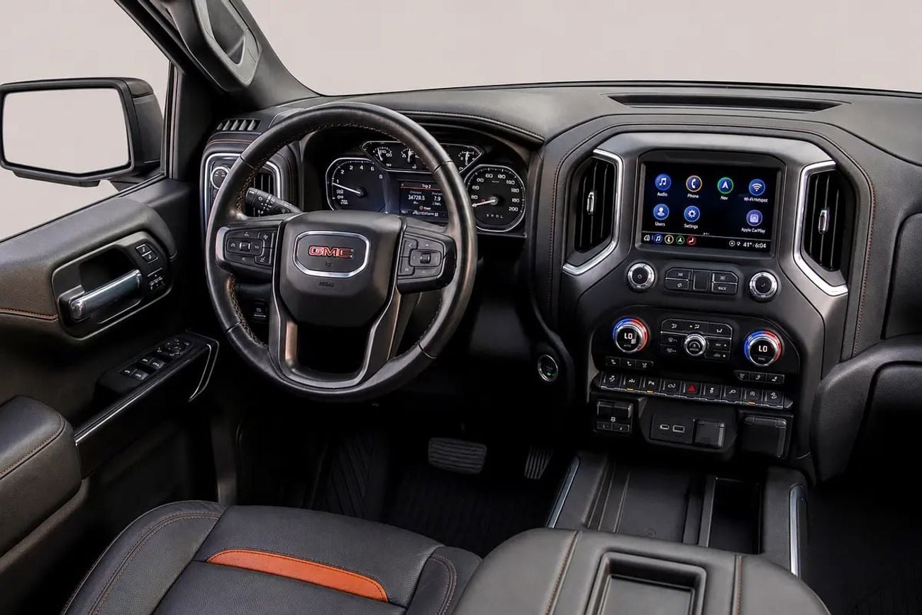GMC Sierra 1500 CREWCAB AT4 | GCC Specs | Low Mileage | Off-Road Ready