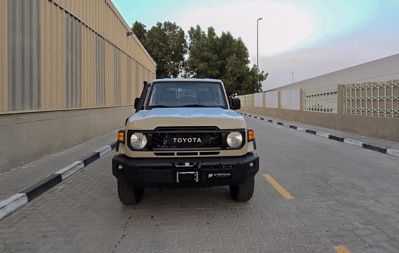 Toyota Land Cruiser Pick Up LC 79 D/C LX E A/T