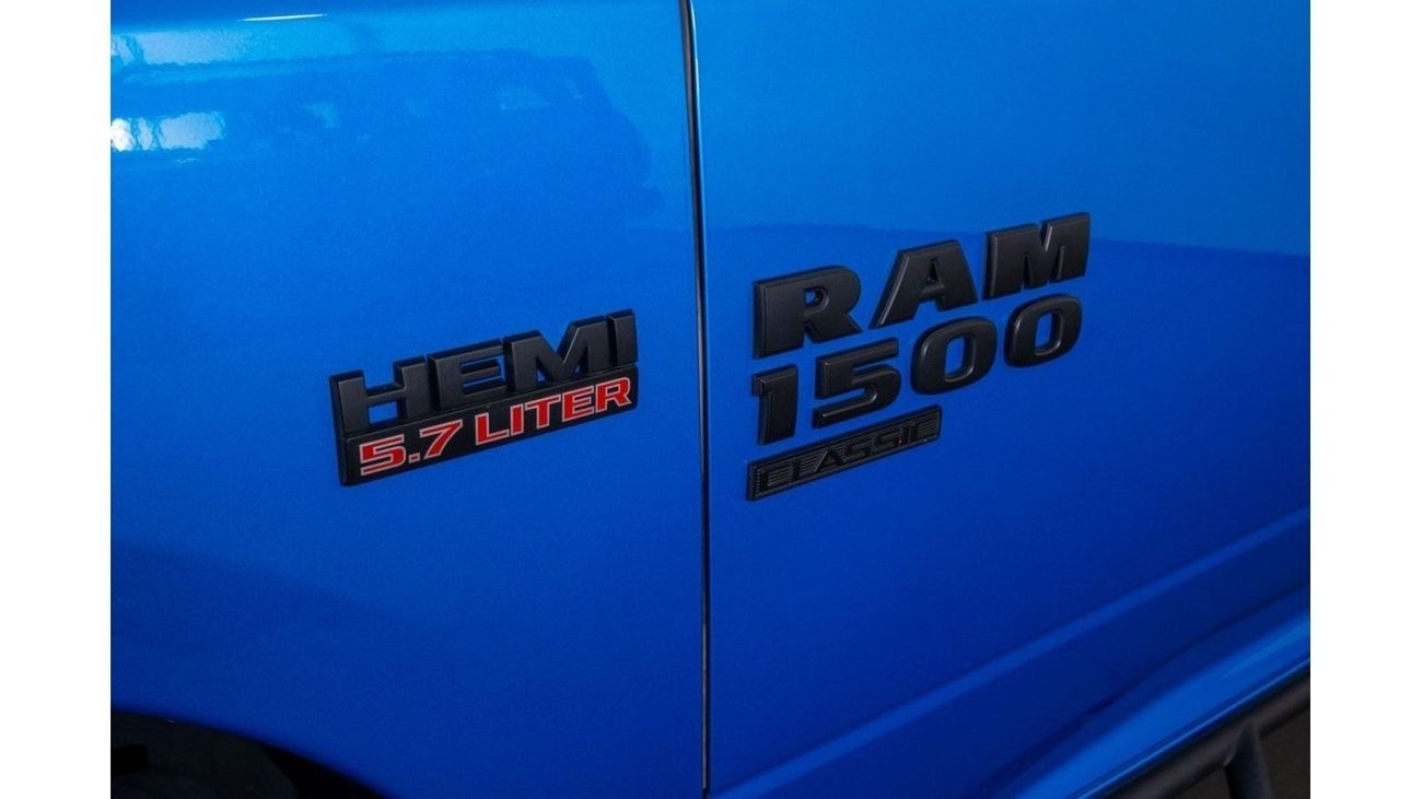 Dodge Ram Van 2022 Dodge Ram 1500 Classic 4x4 / Full Service History / Dodge Warranty