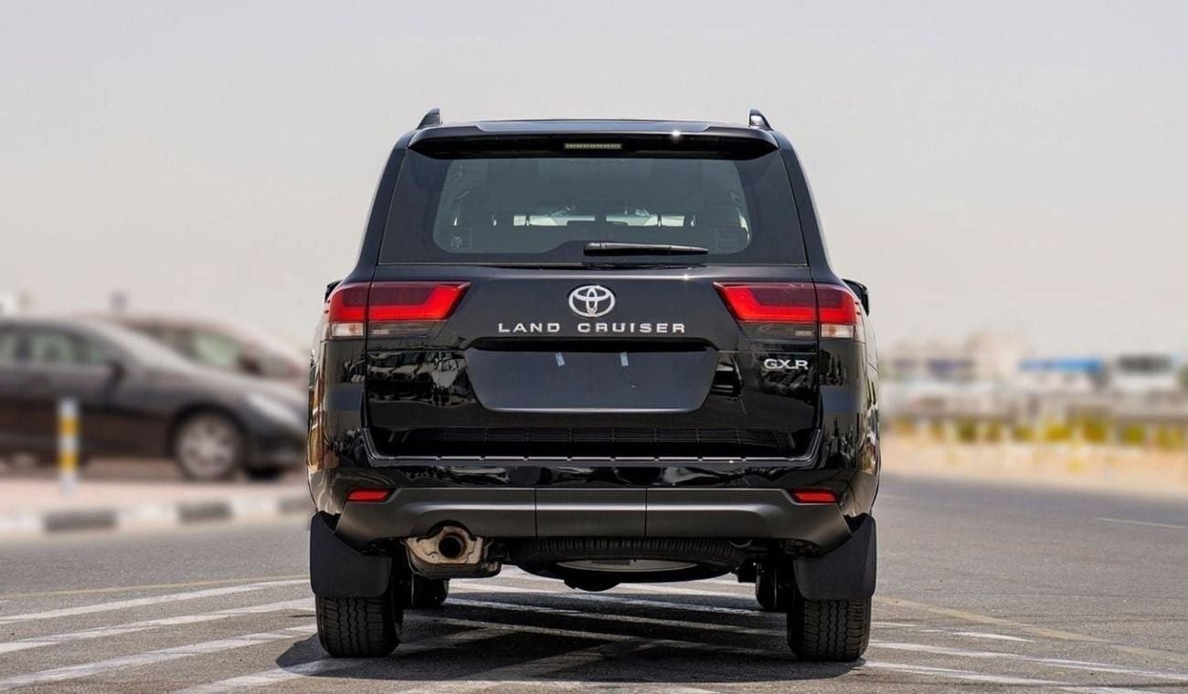 تويوتا لاند كروزر Toyota land cruiser lc300 GXR 4.0 PETROL AT 2025