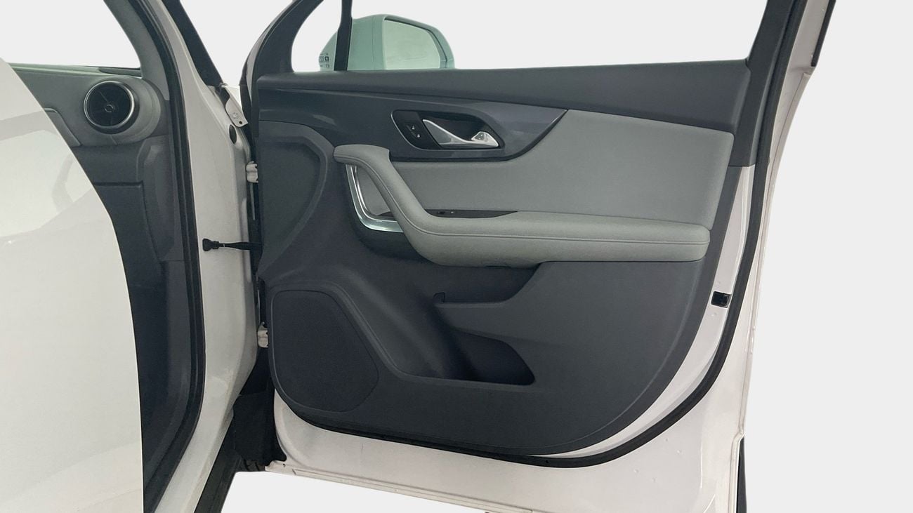 Chevrolet Blazer 1LT | upto AED 20,000 Ramadan Discount | Guaranteed Warranty | 0 Down Payment