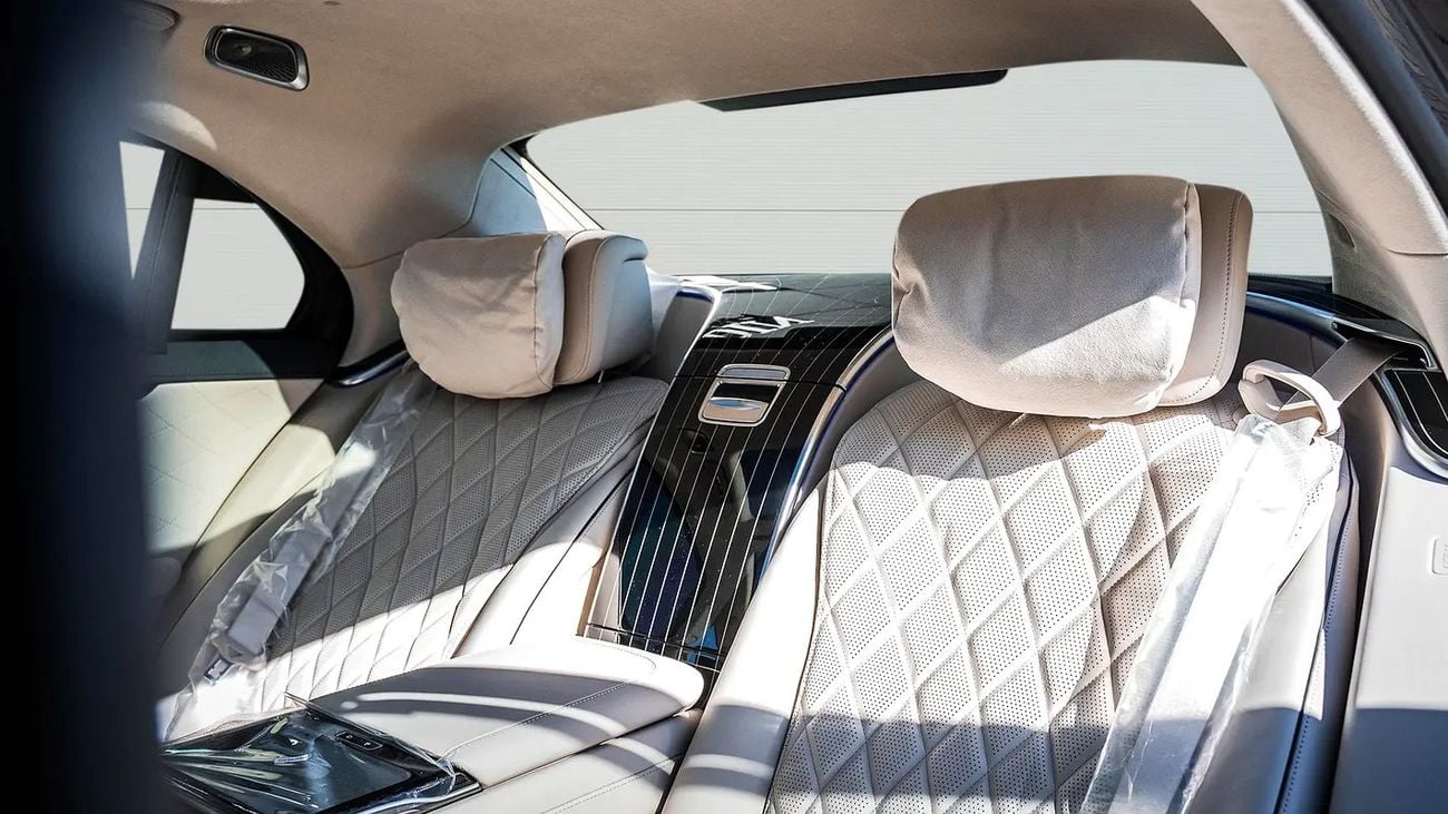 Mercedes-Benz S 63 AMG S63 AMG BRABUS B930 CARBON+4SEATS+FRIDGE+4D