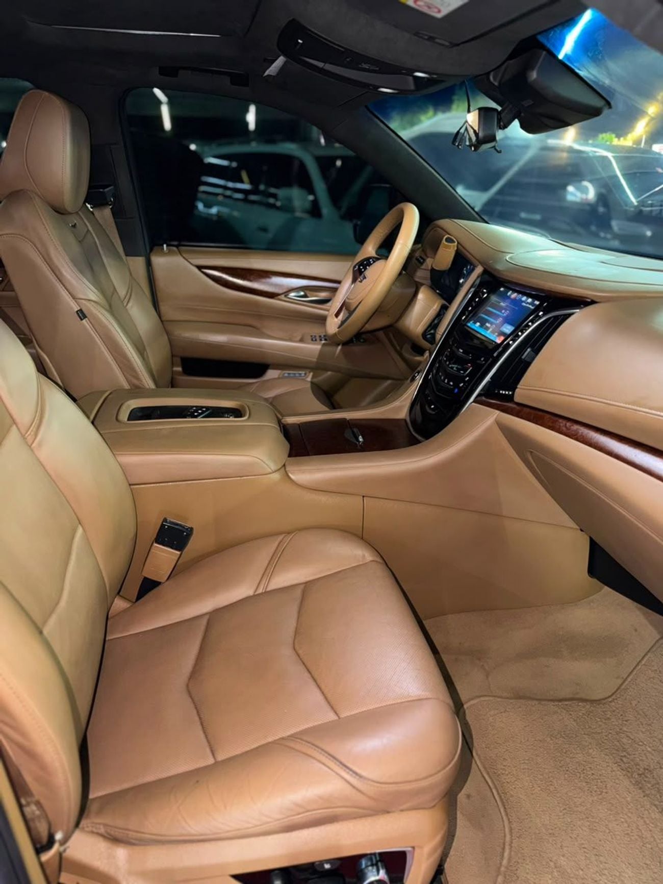 كاديلاك إسكالاد PLATINUM