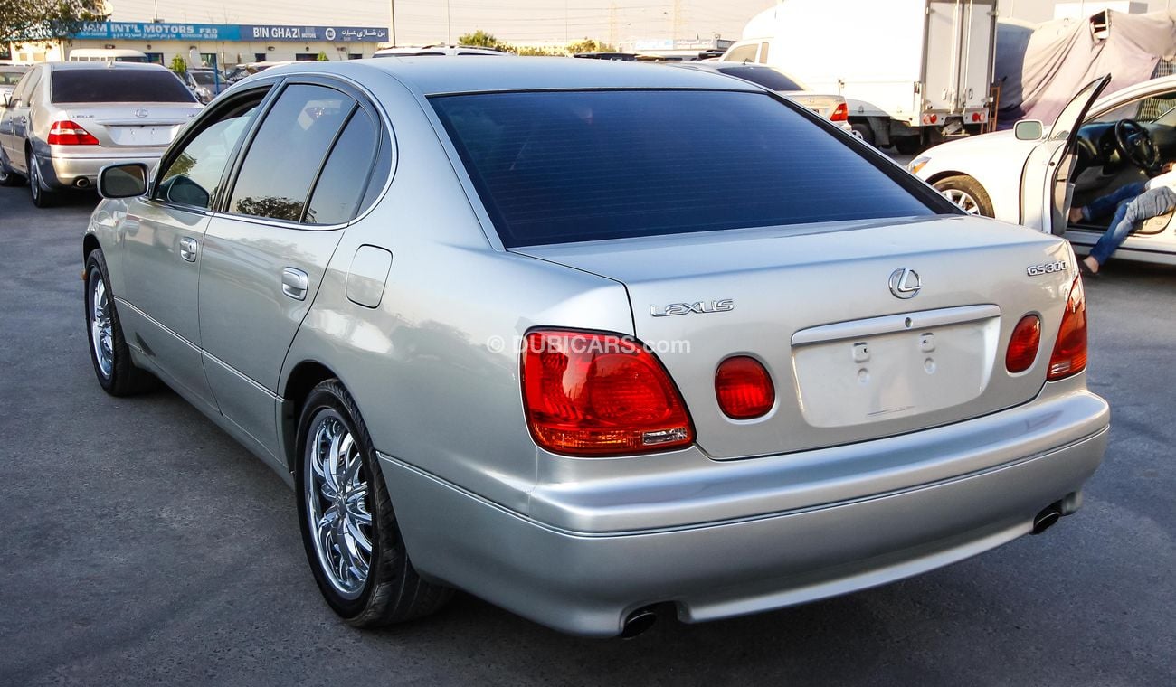 لكزس GS 300