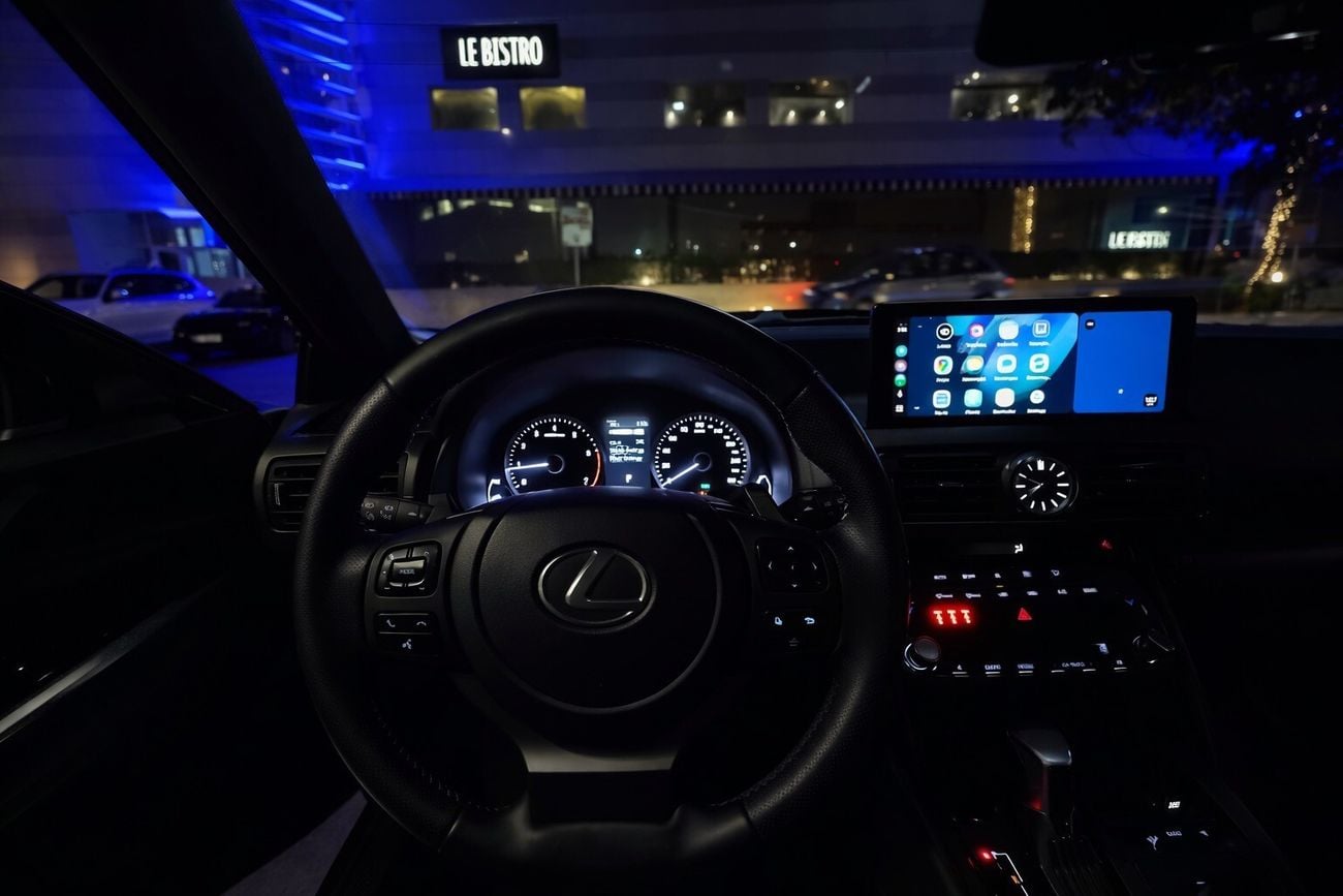 لكزس IS 300 Premier 2.0L