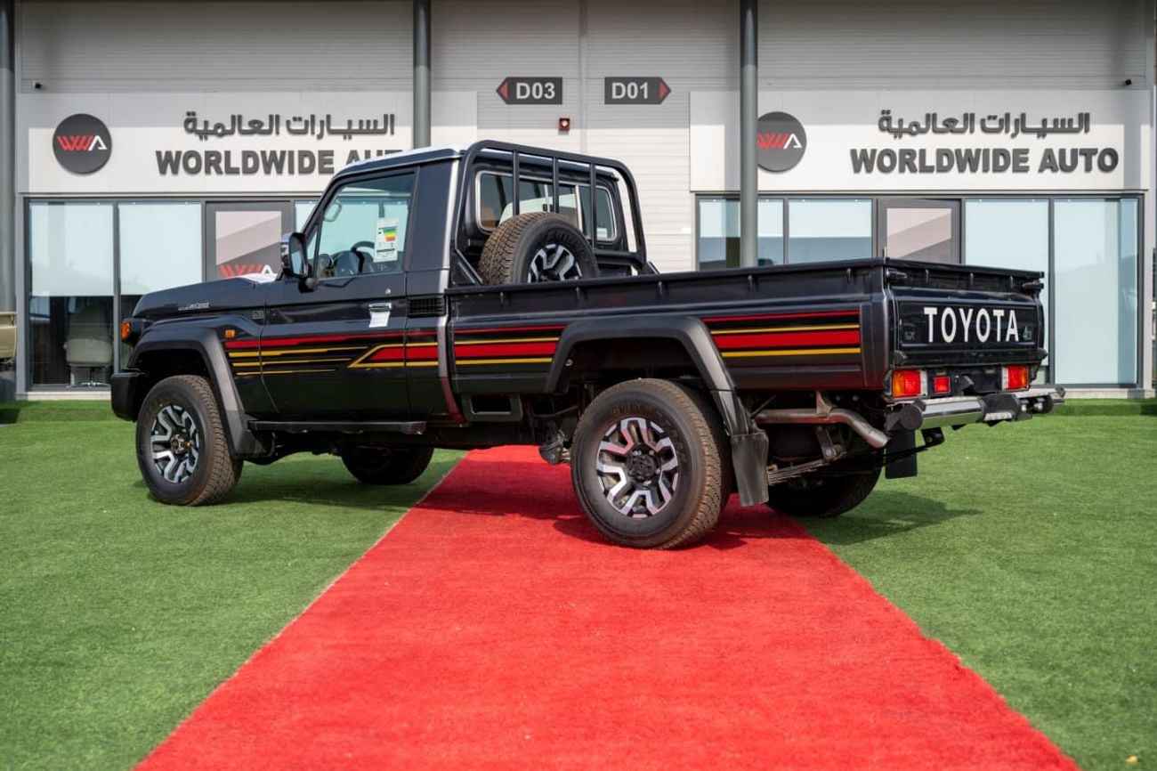 تويوتا لاند كروزر بيك آب Toyota LC79 2.8L T Diesel Automatic Z1 Full Option 2025