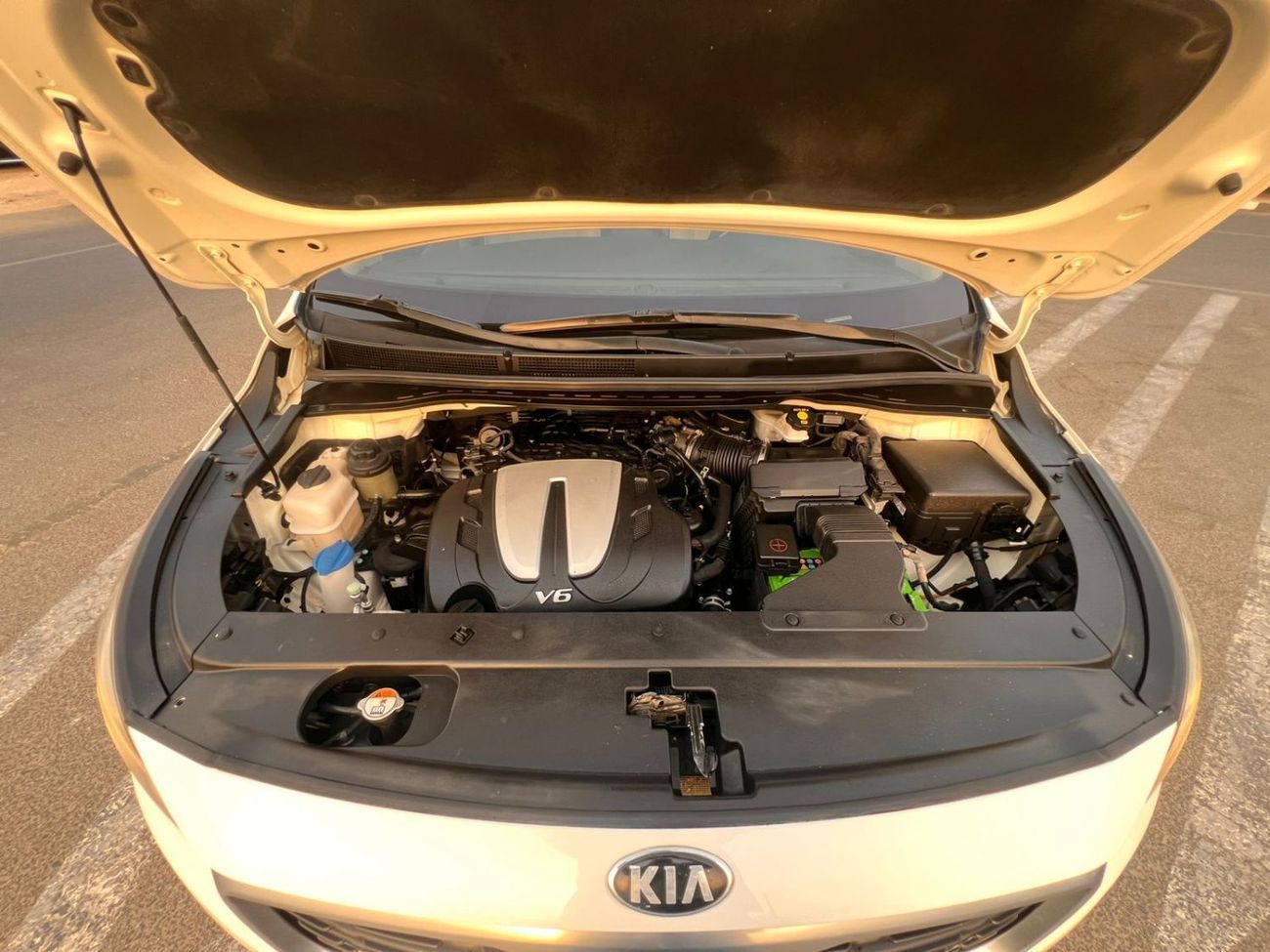 Kia Carnival 2020 Kia Carnival Gcc - No Accident - 7Seater Rear sensor