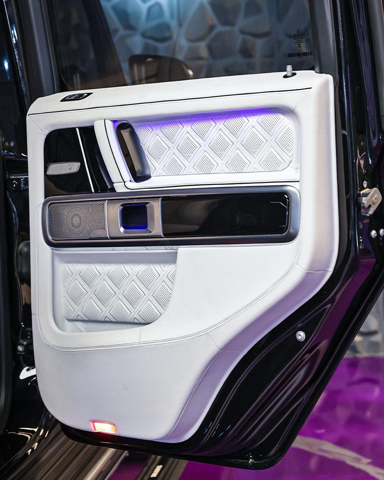 برابوس 800 - مرسيدس-AMG G 63 800 With VIP Seats