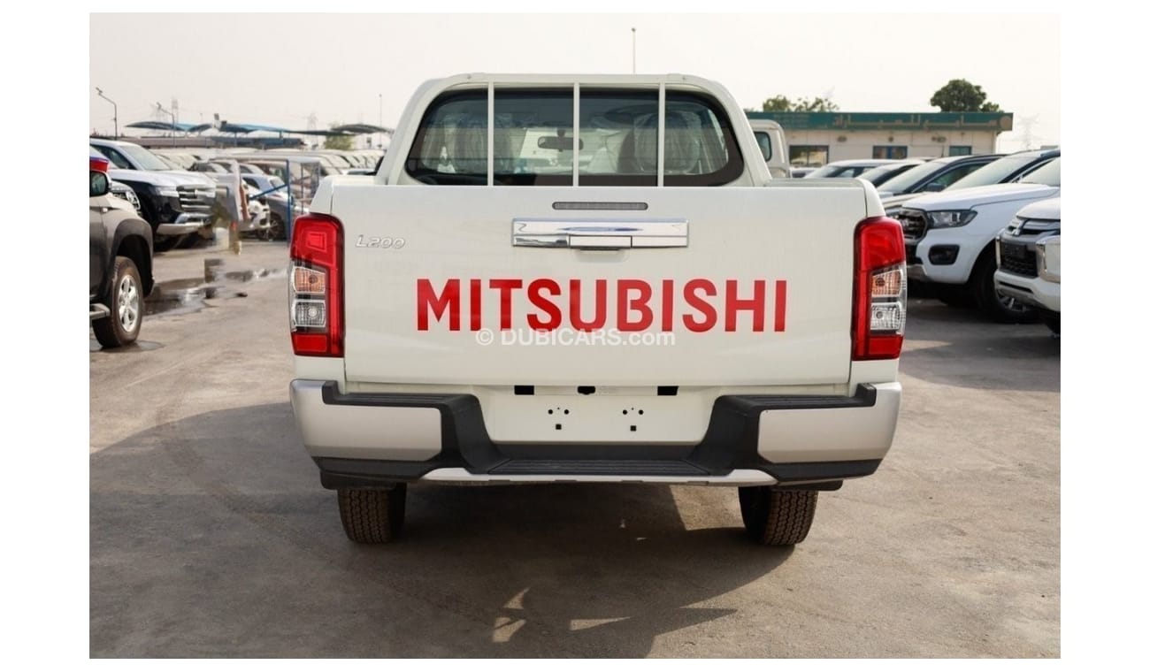 Mitsubishi L200 Mitsubishi L200 petrol 2023 basic option Manual