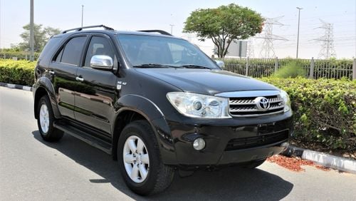 Toyota Fortuner TOYOTA FORTUNER 2011 GULF SPACE 4.0 V6 FULL OPTIONS
