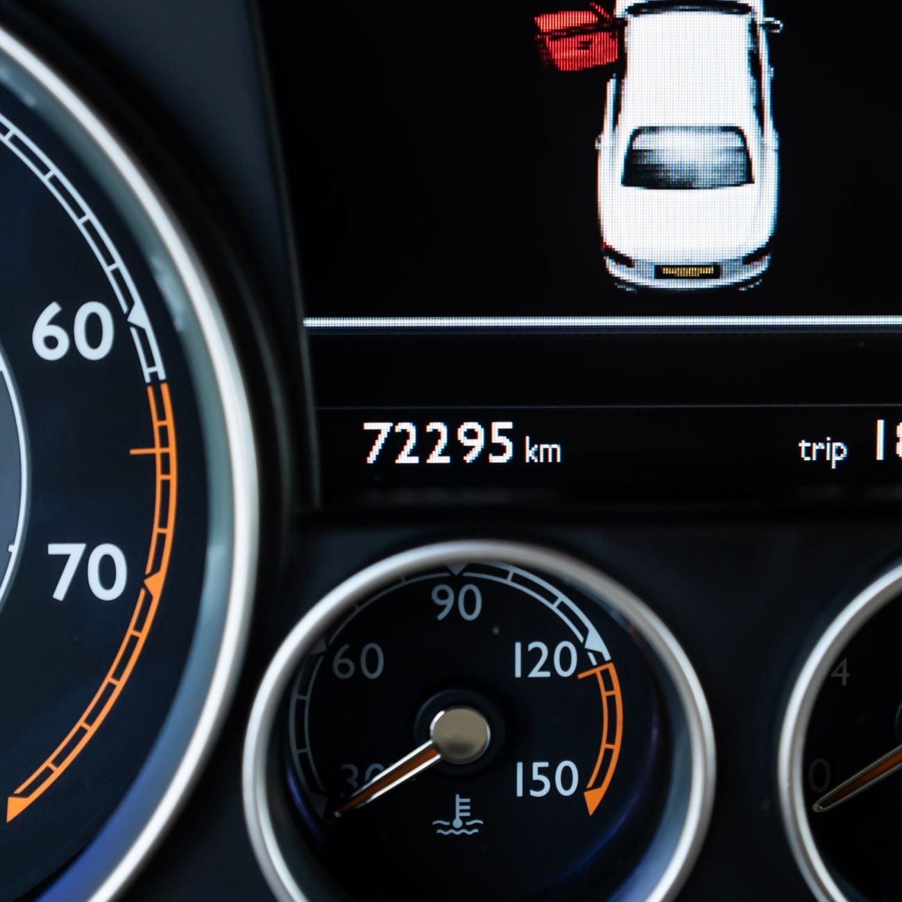 بنتلي فلاينج سبور V8 بنتلي فلاينج سبير 2015، خليجية، قطعت مسافة 40,000 كم فقط