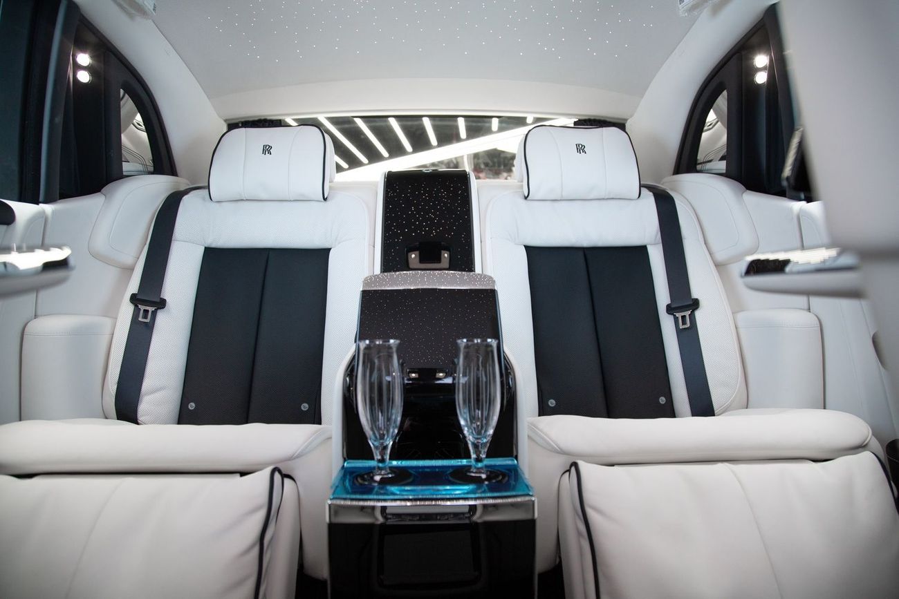 رولز رويس فانتوم EWB 6.8L