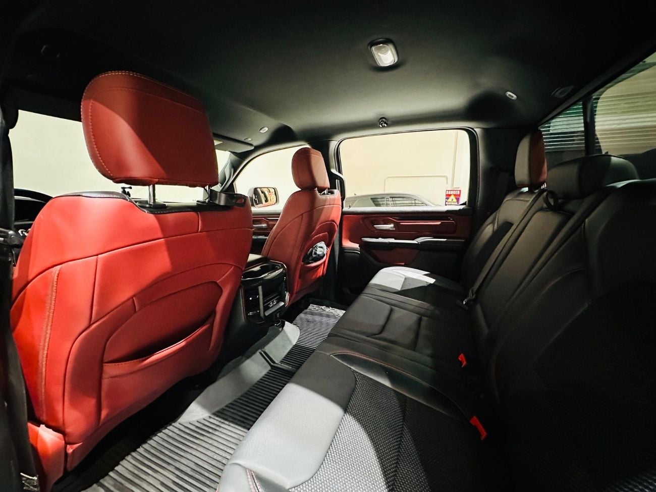 رام 1500 Rebel 5.7L Double Cab Utility