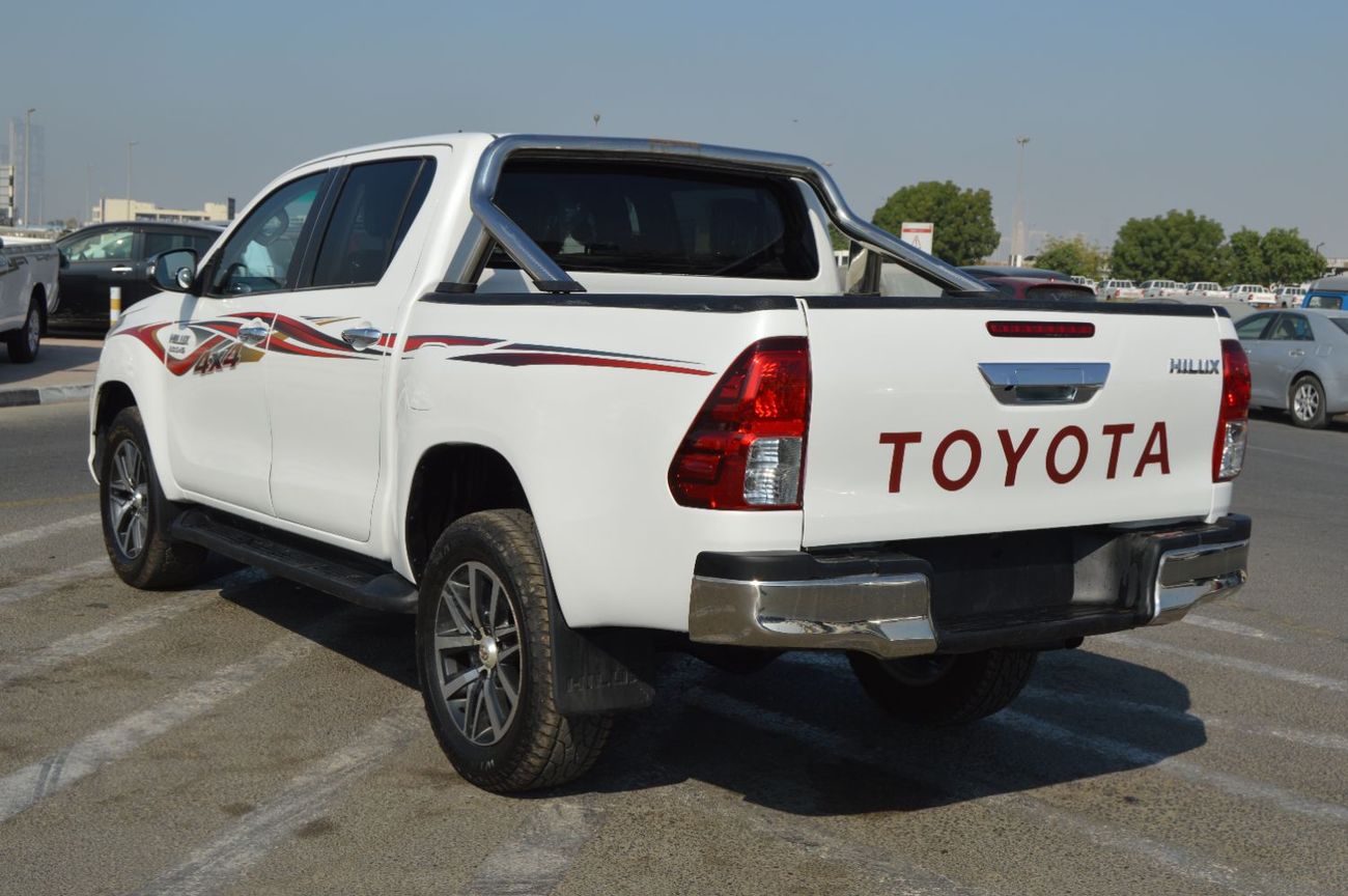 Toyota Hilux Double cabin 2.8L, perfect inside and outside