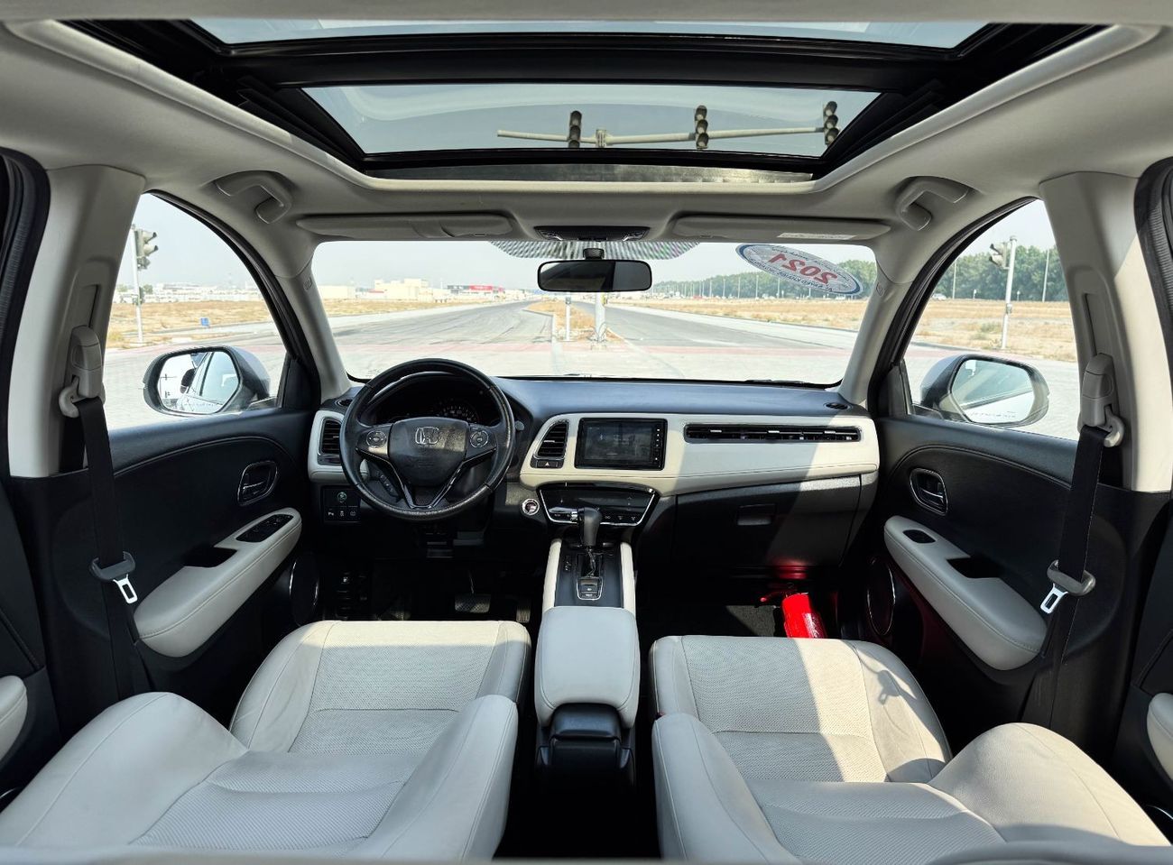 Honda HRV LX 1.5L Honda HRV 1.8L 2021 GCC accident free in excellent condition 1175 P.M