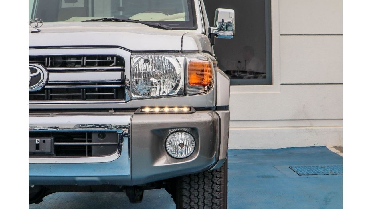 Toyota Land Cruiser Pick Up 2023 MODEL TOYOTA LAND CRUISER 79 SINGLE CAB PICKUP LX V6 4.0L PATROL 4WD MANUAL TRANSMISSION