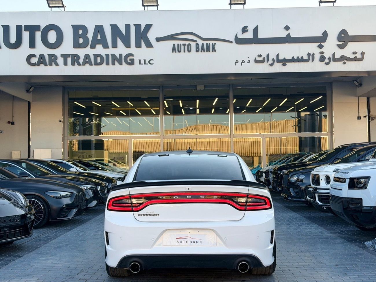 Dodge Charger SRT8 6.4L