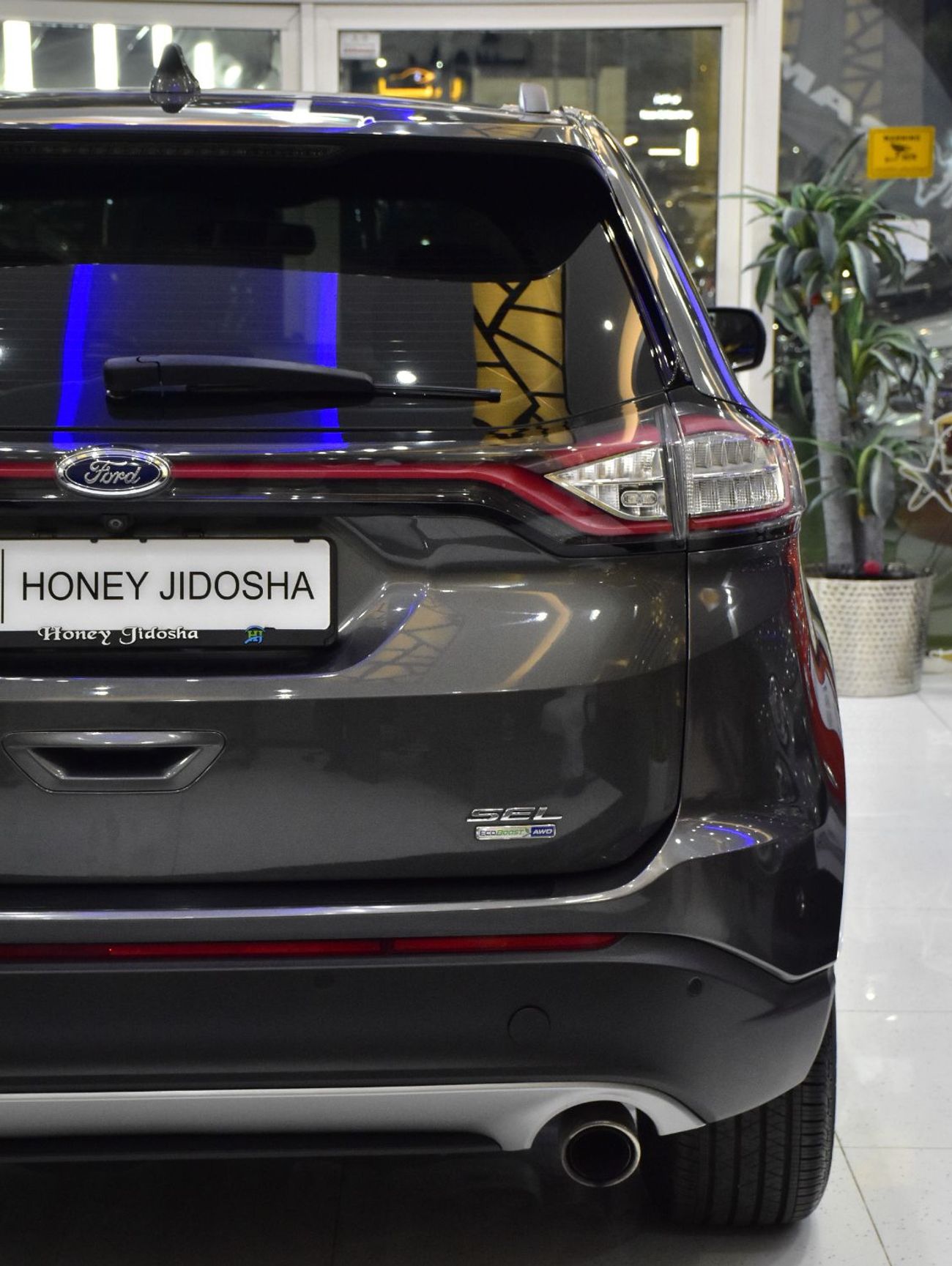 Ford Edge EXCELLENT DEAL for our Ford Edge SEL AWD ( 2018 Model ) in Grey Color GCC Specs