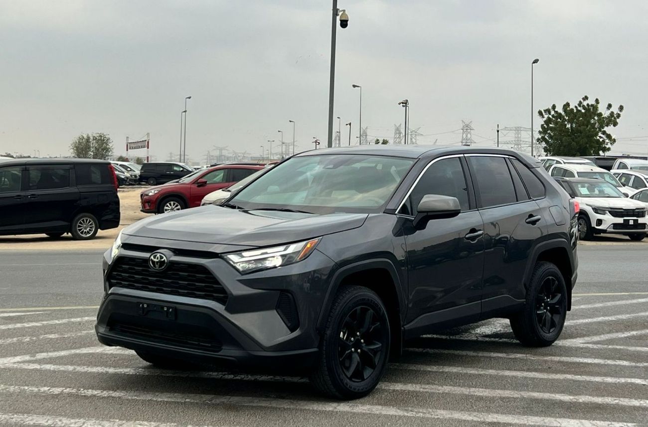 Toyota RAV4 2023 Toyota Rav4 LE Night Shade Edition - 2.5L V4 - Leather Seats With Radar - Low Mileage
