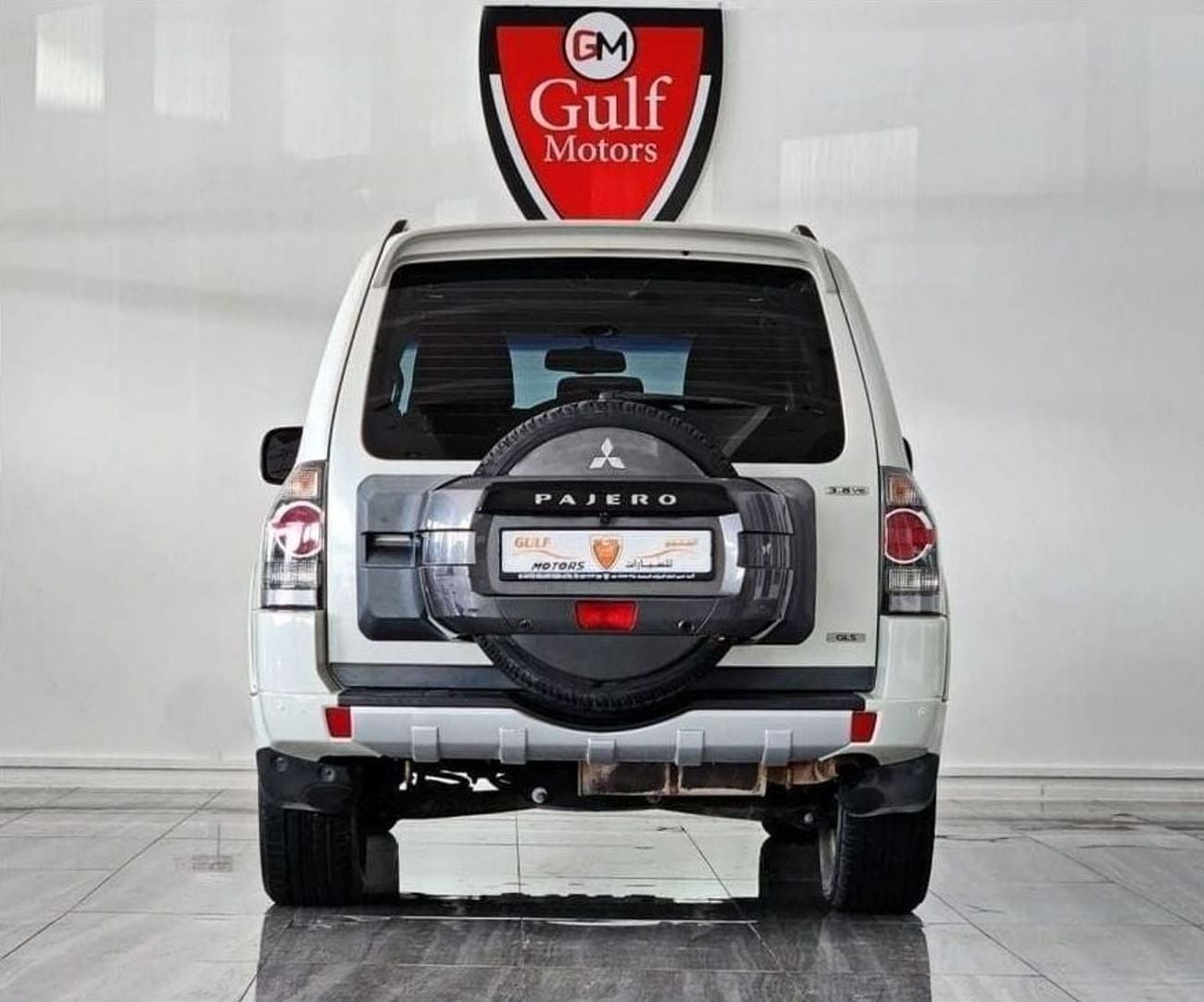 Mitsubishi Pajero PLATINUM 3.8L-6CYL 2DR - FULL OPTION FULLY SERVICE. Al Habtoor Motors