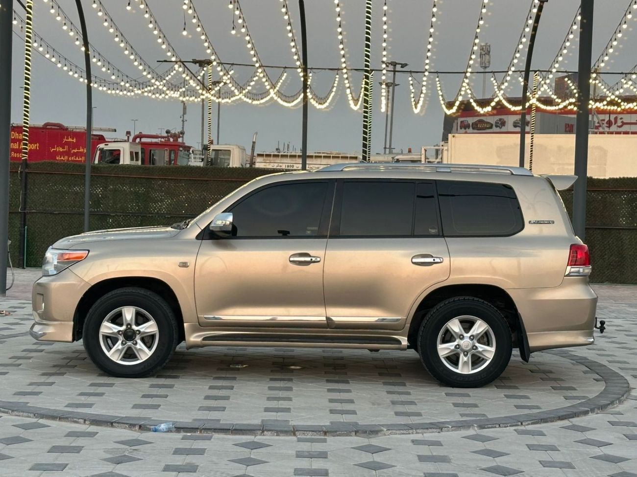 تويوتا لاند كروزر VXRi V8 GCC