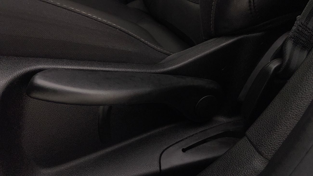 Renault Megane PE 1.6 | Zero Down Payment | Home Test Drive