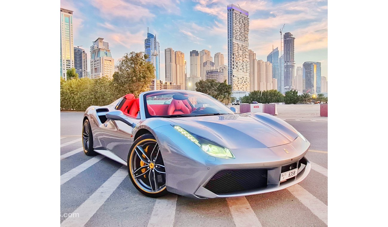 فيراري 488 Spider