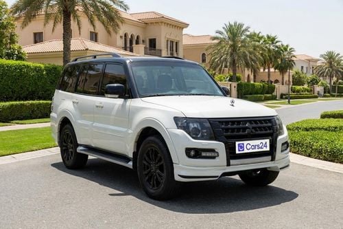 ميتسوبيشي باجيرو كارس24 هي سوق ضخم للسيارات المستعملة موثوق ومضمون ٪كارس24 هي سوق ضخم للسيارات المستعملة موثوق ومضمون