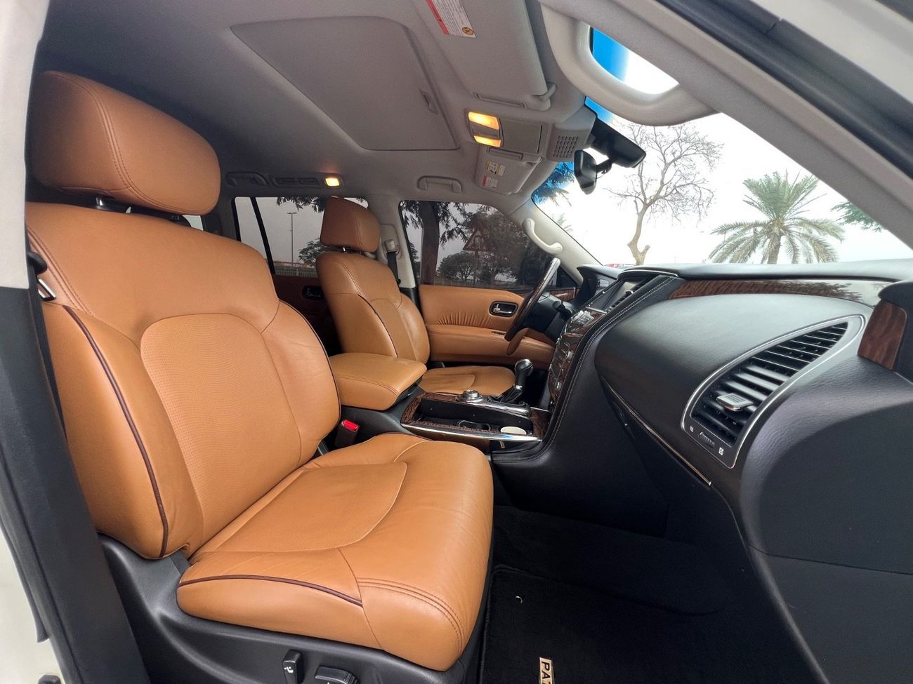 نيسان باترول LE Platinum 5.6L