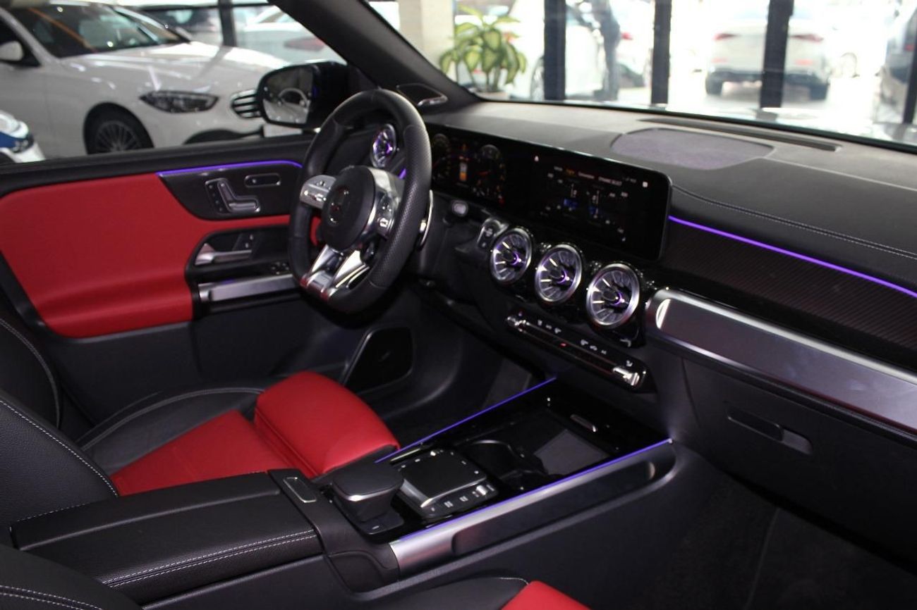 مرسيدس بنز GLB 35 AMG Mercedes GLB 35 AMG 2023