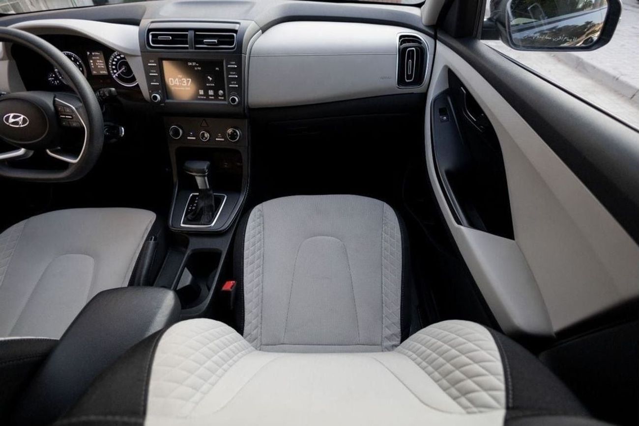 Hyundai Creta Std 1.5L Hyundai Creta 2022 GCC under Warranty with Flexible Down-Payment.