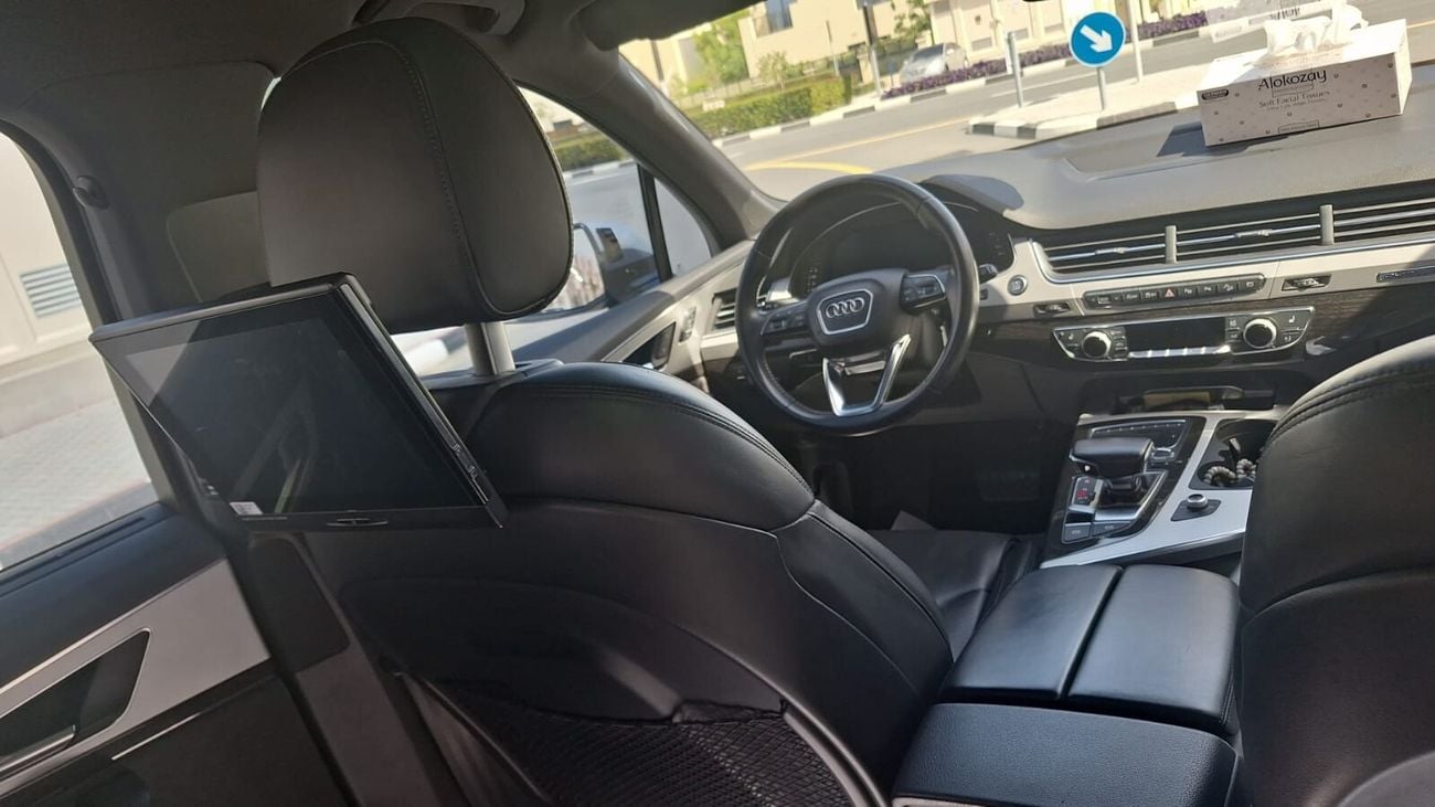 أودي Q7 45 TFSI quattro Luxury Plus Launch Edition 3.0L
