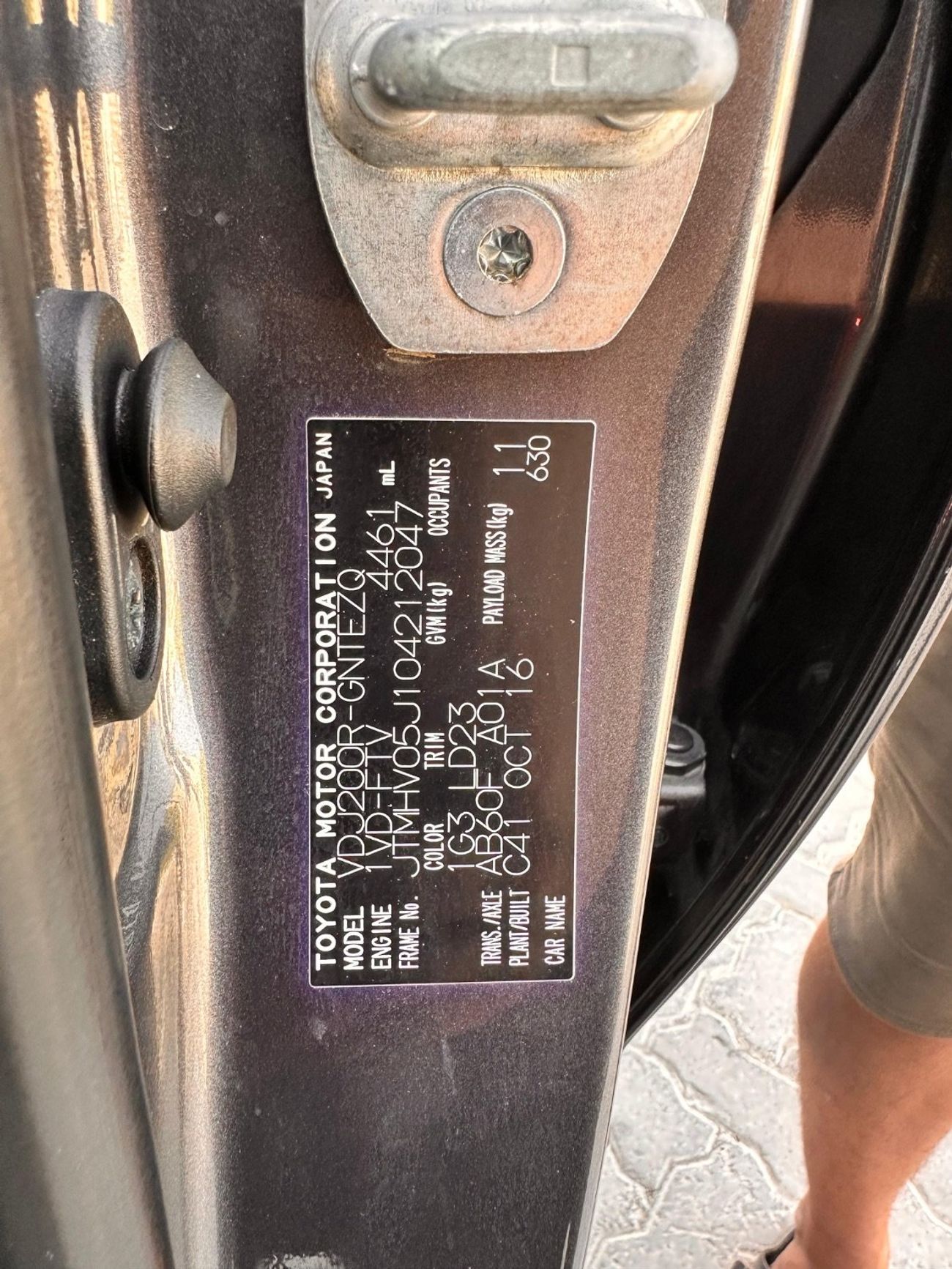 Toyota Land Cruiser Sahara export from Australia