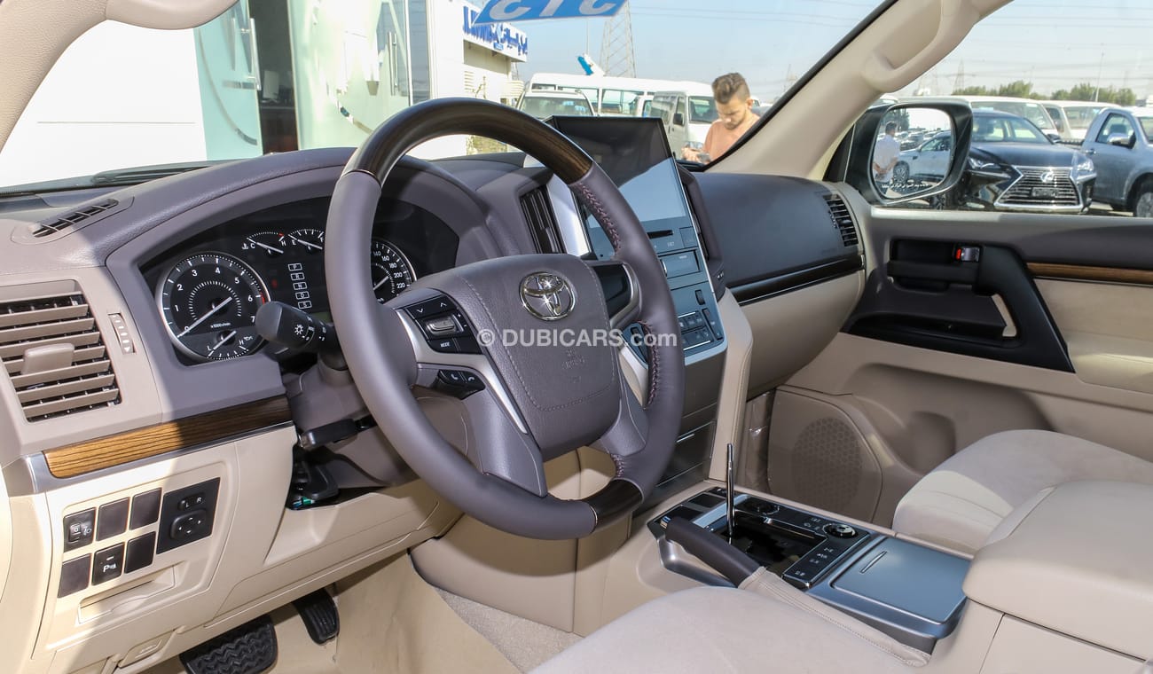 تويوتا لاند كروزر GXR V6