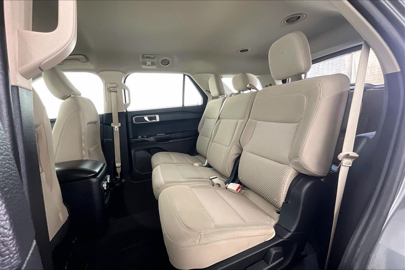 Ford Explorer XL / Standard | National Day Celebration | Guaranteed Warranty | 0 Down Payment