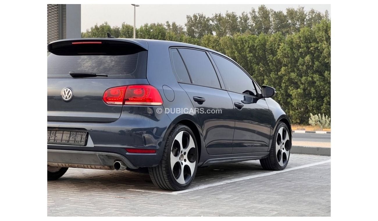 Volkswagen Golf GTI