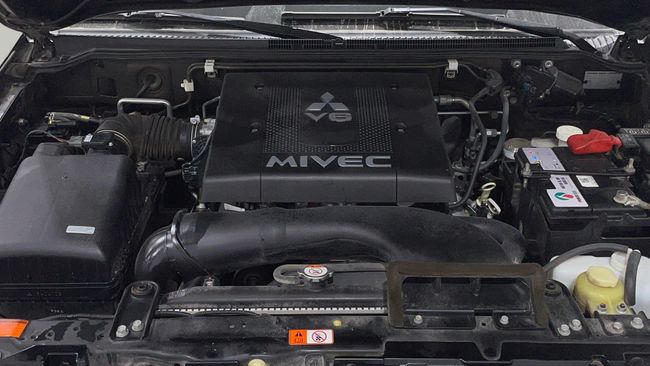Mitsubishi Pajero GLS H/L SIGNATURE EDI, миниатюра 27