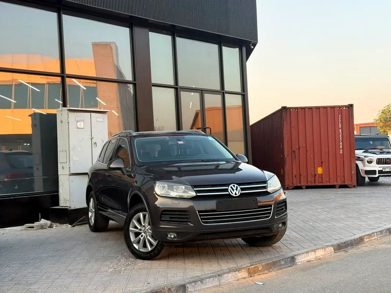 Volkswagen Touareg Pristine Highline | GCC Specs | Low Mileage